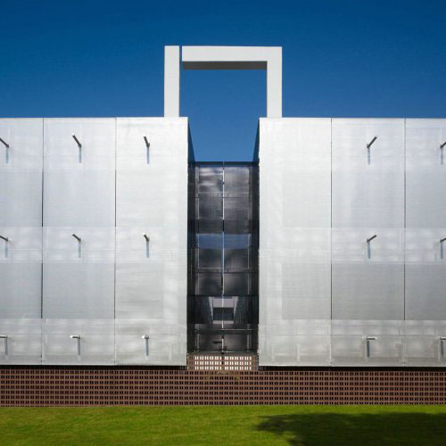 Parking Structure Design With Architectural Mesh