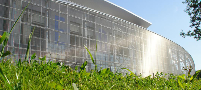 How Architectural Mesh Is Used in Sports Facilities